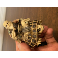 HIGHLY DETAILED VTG Japanese Hand Carved Men On Turtle Netsuke Figurine 2.75"H