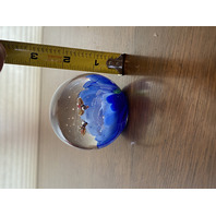 BEAUTIFUL Dynasty Gallery Heirloom Collectibles Blue Floral Paperweight 2.25"H