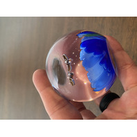 BEAUTIFUL Dynasty Gallery Heirloom Collectibles Blue Floral Paperweight 2.25"H