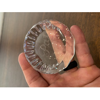 STUNNING VTG WATERFORD Crystal Monogram "PAT" Faceted Paperweight, SIGNED 3"W