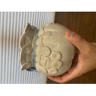 VTG 1993 Fitz & Floyd Ribbons & Flowers 35 Oz Ceramic Lidded Teapot 7.5"L