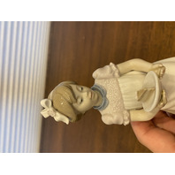 VTG LLADRO HAPPY BIRTHDAY Glossy Girl W/CakeFigurine #5429, 8"H SPAIN