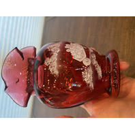 VTG MARY GREGORY Cranberry HAND PAINTED Nature Scene Glass Vase 6.75"H SIGNED