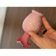 ANTIQUE Pink Satin MOTHER OF PEARL Quilted  Ruffled Rim Art Glass Vase 6.25"H
