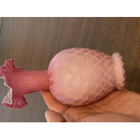 ANTIQUE Pink Satin MOTHER OF PEARL Quilted  Ruffled Rim Art Glass Vase 6.25"H