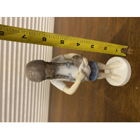 VTG BING & GRONDAHL LITTLE MOTHER Porcelain Figurine #1779 6.75"H DENMARK