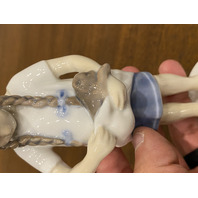 VTG BING & GRONDAHL LITTLE MOTHER Porcelain Figurine #1779 6.75"H DENMARK