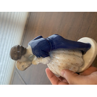 VTG BING & GRONDAHL YOUTHFUL BOLDNESS Porcelain Figurine #2162 7.5"H DENMARK