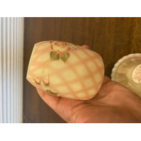 VTG UV REACTIVE Fenton Burmese DIAMOND OPTIC Floral PAINTED Fairy Lamp 4.5"H