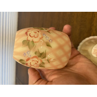 VTG UV REACTIVE Fenton Burmese DIAMOND OPTIC Floral PAINTED Fairy Lamp 4.5"H