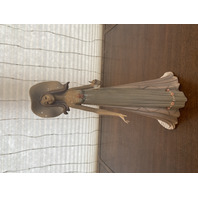 VTG LLADRO THE DEBUTANTE Woman In Hat Glossy Figurine #1431, SPAIN 13.75"H