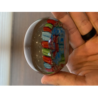 BEAUTIFUL VTG Red, Green & Blue MILLEFIORI Art Glass Paperweight 3"W