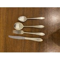 VTG 51 PIECE L & GEORGE H. ROGERS Co X/Tra Oneida LTD SILVERPLATE Flatware Set