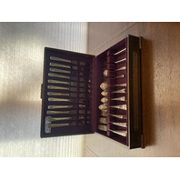 65 PIECE ONEIDA COMMUNITY MILADY SILVERPLATE Flatware Set