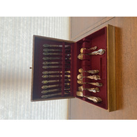73 PIECE WM ROGERS IS PRECIOUS MIRROR SILVERPLATE Flatware Set