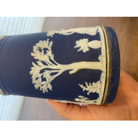 RARE VTG WEDGWOOD Jasperware Cobalt Blue Grapes/Cupids Lidded Syrup Pitcher 7"H