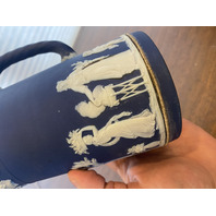 RARE VTG WEDGWOOD Jasperware Cobalt Blue Grapes/Cupids Lidded Syrup Pitcher 7"H