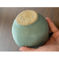 VTG VAN BRIGGLE Ming Blue Art Pottery PHILODENDRON LEAF Vase 4.25"H SIGNED