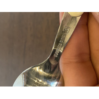 40 PIECE Cream Colored Stainless Taiwan Flatware Set