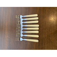 40 PIECE Cream Colored Stainless Taiwan Flatware Set