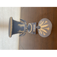 VTG WEDGWOOD Blue & White Jasperware Neoclassical Scene Campagna Urn Vase 12"H