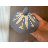 VTG WEDGWOOD Blue & White Jasperware Neoclassical Scene Campagna Urn Vase 12"H