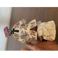 PAIR Of RARE ANTIQUE MEISSEN Man & Woman W/Basket Figurines 7.25"H GERMANY