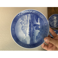 SET Of 5 VTG Royal Copenhagen Blue & White Collector Plates 7.25"W DENMARK