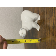 VTG LLADRO ATTENTIVE POLAR BEAR Glossy Porcelain Figurine #1207 W/BOX 4.75"L