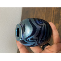 Small VTG PEISER STUDIO Iridescent Swirl Art Glass Vase 3 5/8"H SIGNED DANIEL