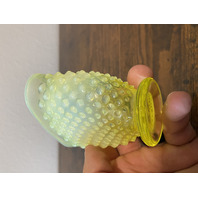 VTG Small UV REACTIVE FENTON Topaz Opalescent Hobnail Fan Art Glass Vase 3.5"H