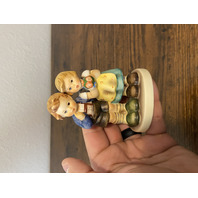 VTG Hummel "WE CONGRATULATE" Figurine #220, 4"H W.GERMANY TMK6