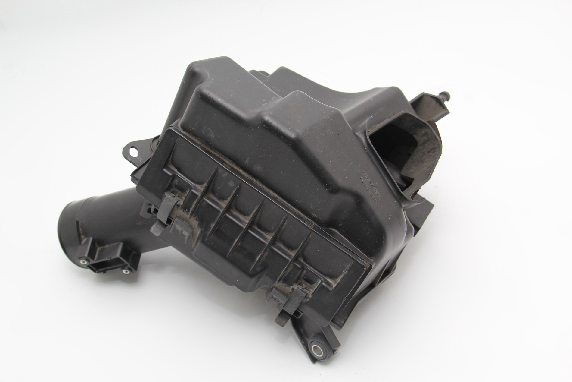 Infiniti G37 Right Air Cleaner Body Intake Duct 16500EV11A OEM 1013