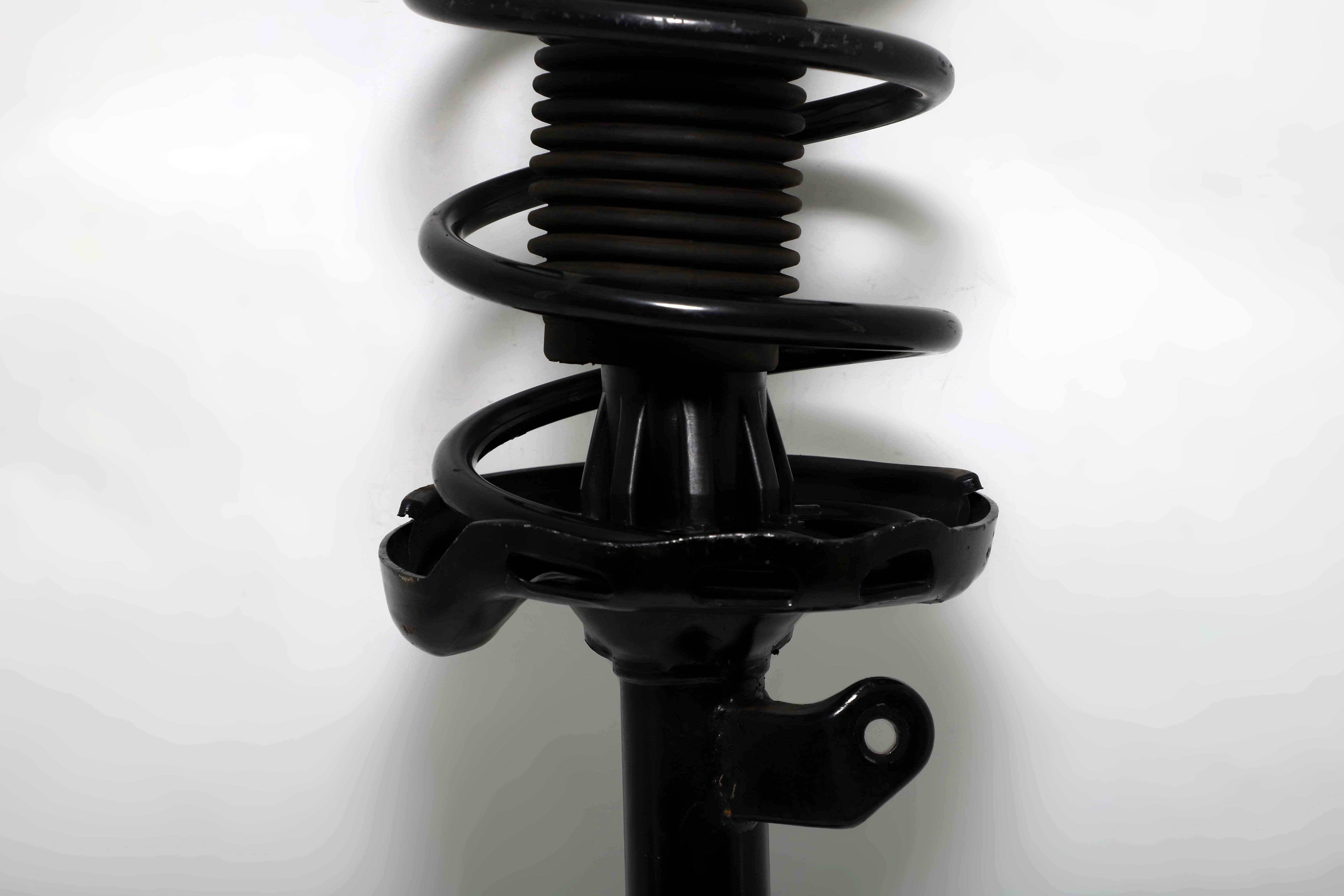 Honda Ridgeline Shock Absorber Strut Front Right 51601SJCA06 OEM B003