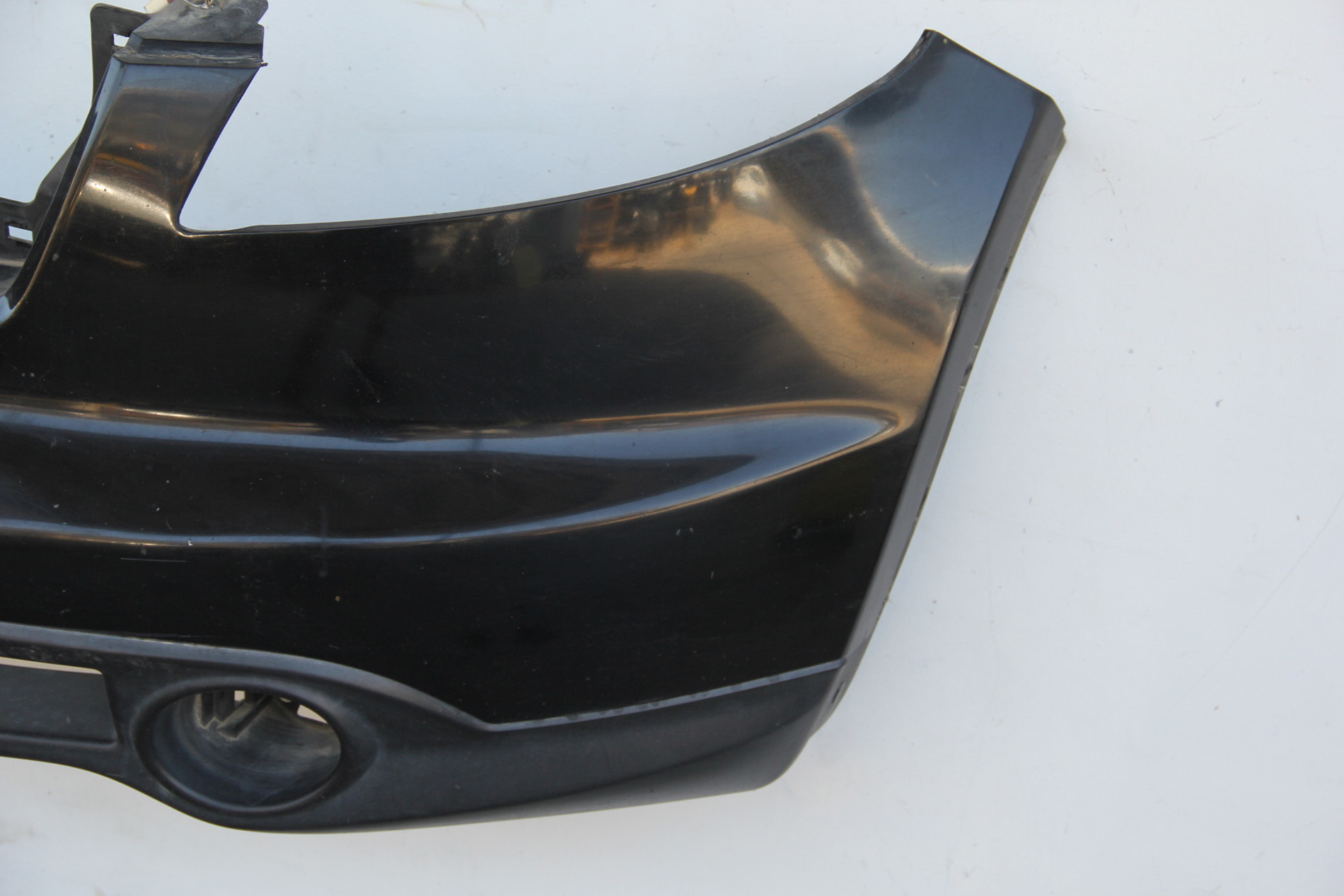 thumbnail interactive-video image 1 of LeBra Front End Mask – Fits Ford C-Max 2013-2018 (no Park Assist) – Black Leather Grain Vinyl 1 of 5
