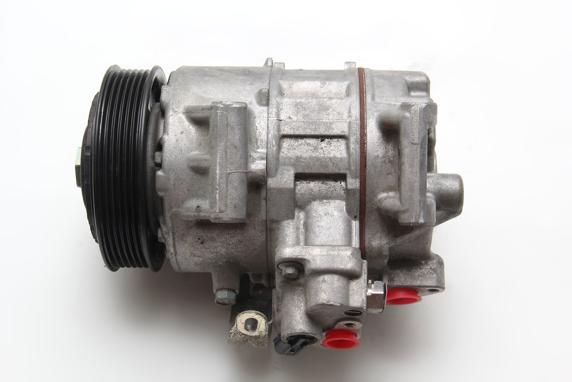 thumbnail interactive-video image 1 of DENSO A/C Compressor For Scion TC 2007-2010 - Genuine OEM Remanufactured 1 of 3