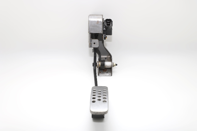 Infiniti G35 03-06 Coupe 18919-AM810 Gas Pedal w/ Throttle Sensor, Aluminum, C001, OEM, 2003, 2004, 2005, 2006