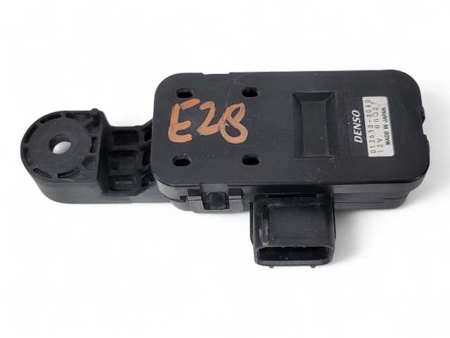 Lexus GS350 07-20 Smog Emission Ventilation Sensor 88898-50031, E028, OEM, 2007, 2008, 2009, 2010, 2011, 2012, 2013, 2014, 2015, 2016, 2017, 2018, 2019, 2020