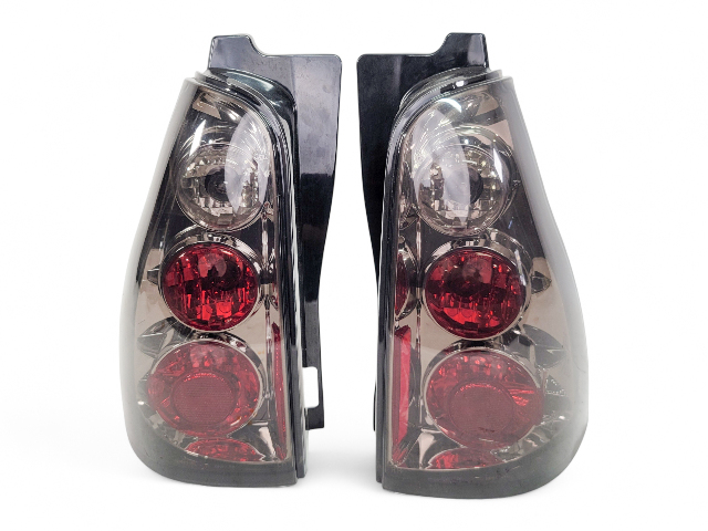 Toyota 4Runner 03-06 SPEC-D Tail Light Taillight Lamp Rear Right/Left Set AFTERMARKET, E031, 2003, 2004, 2005
