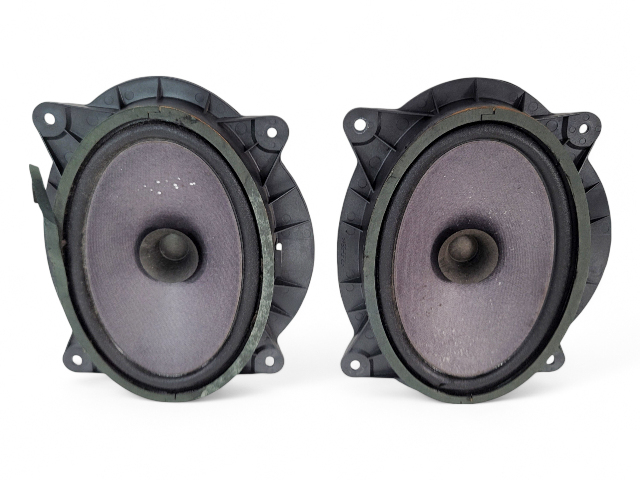 Toyota 4Runner 03-06 Door Radio Audio Speaker, Front Left/Right, 86160-35190, E031, OEM, 2003, 2004, 2005, 2006