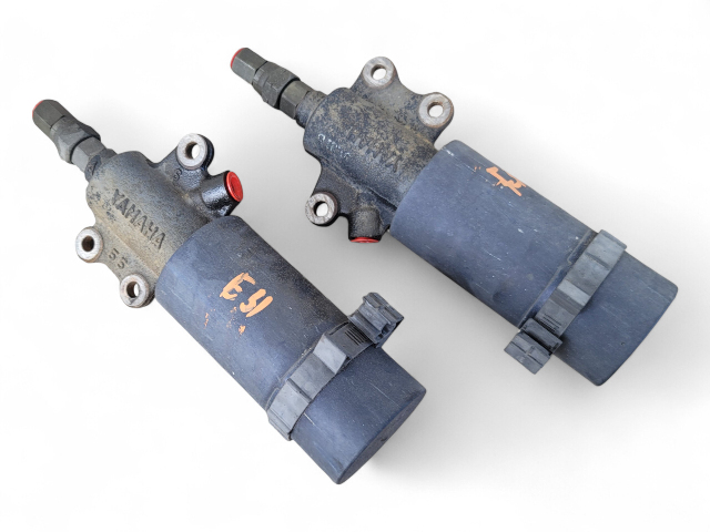 Toyota 4Runner 03-09 Center Control Absorber Left/Right Set 48560-35020, E031, OEM, 2003, 2004, 2005, 2006, 2007, 2008, 2009