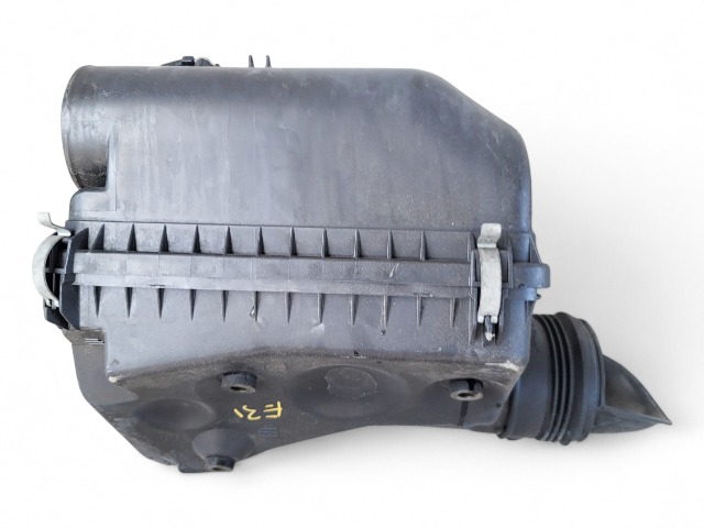 Toyota 4Runner 04-09 Complete Air Filter Cleaner Box, V8 4.7L 17700-50251, E031, OEM, 2004, 2005, 2006, 2007, 2008, 2009