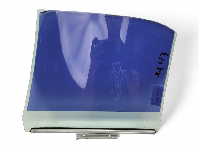 Lexus IS300 01-05 Rear Right/Passenger Door Glass Window 68113-53022, E034, OEM, 2001, 2002, 2003, 2004, 2005