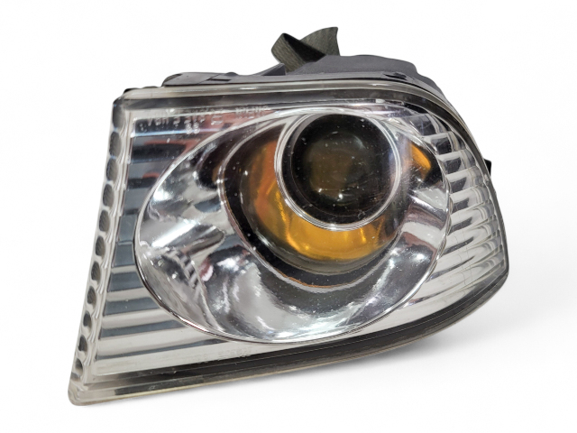 Lexus IS300 01-05 Front Bumper Fog Light Lamp Right 81210-53021, E034, OEM, 2001, 2002, 2003, 2004, 2005