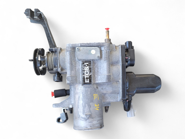 Lexus IS300 01-05 Throttle Body Valve Unit 22030-46220, E034, OEM, 2001, 2002, 2003, 2004, 2005