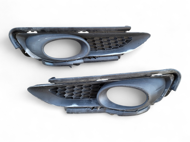 Honda CR-Z CRZ 11-12 Right/Left Fog Light Lamp Cover ONLY Set, 71107-SZT-G00, E037, OEM, 2011, 2012