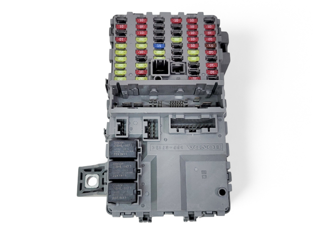 Honda Accord 18-22 Sport Interior Fuse Box A/T 38200-TVA-A13, E039, OEM, 2018, 2019, 2020, 2021, 2022