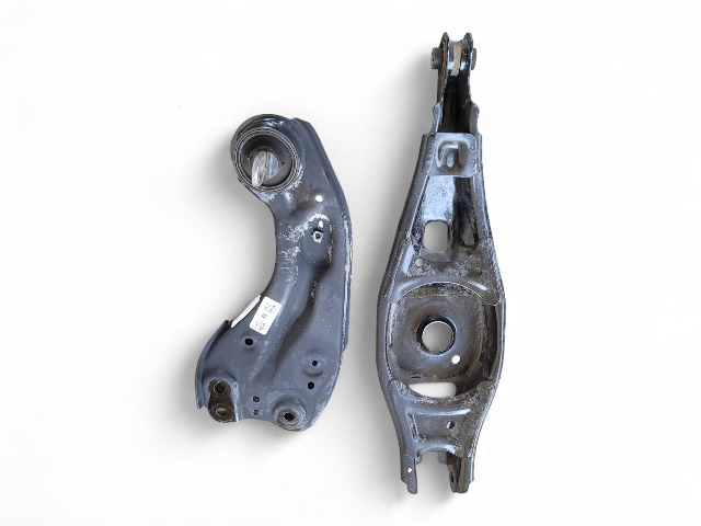 Honda Accord 18-22 Rear Lower Control Arm Set Right/Passenger, Set(2) 52350-TWA-A04, E039, OEM, 2018, 2019, 2020, 2021, 2022