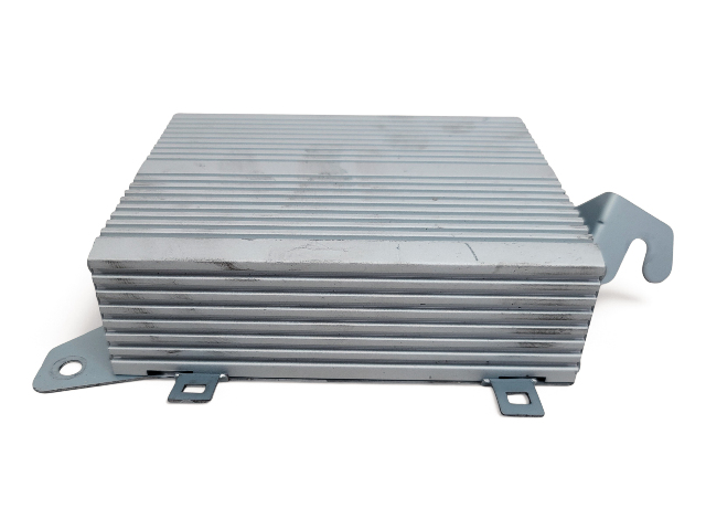 Honda Element 03-11 Audio Radio Amplifier Module Unit 39186-SCV-A01, E040, OEM, 2003, 2004, 2005, 2006, 2007, 2008, 2009, 2010, 2011