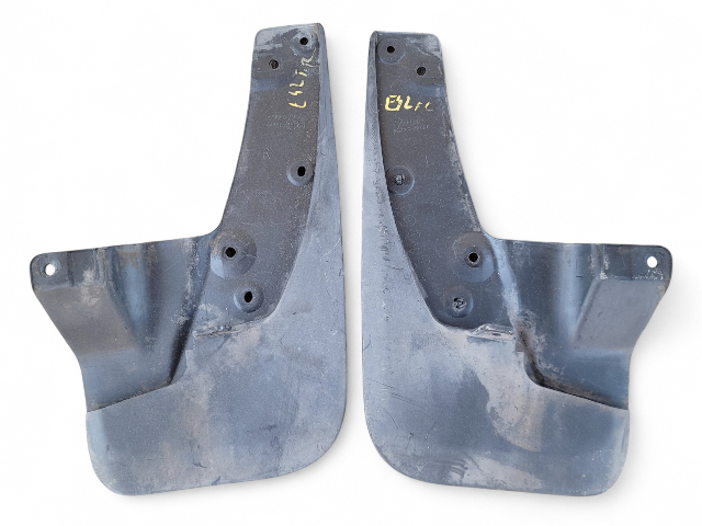 Toyota 4Runner 03-06 Front Mud Flap Guard Guards Left/Right Set 2, E042, OEM, 2003, 2004, 2005, 2006